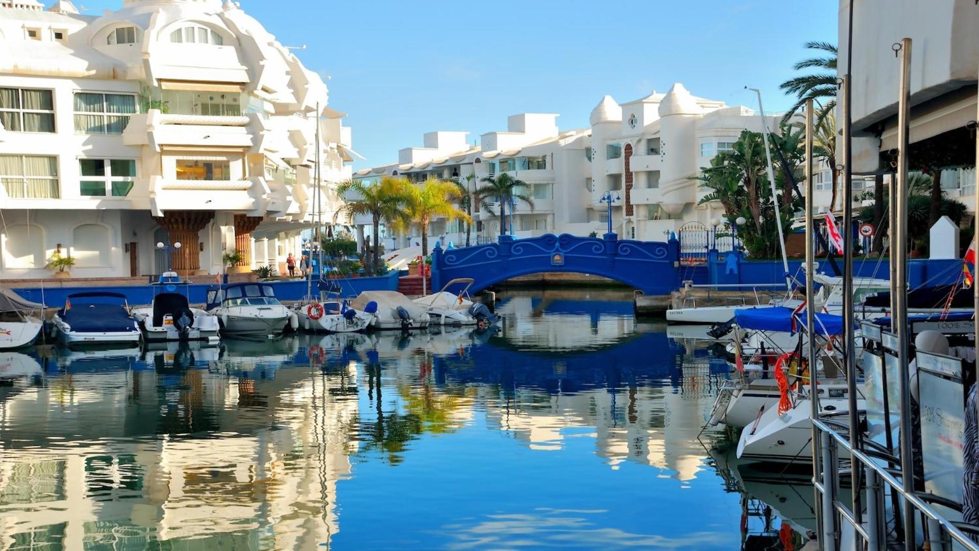 Comfy And Cozy Stay Piscis Benalmádena Exteriör bild